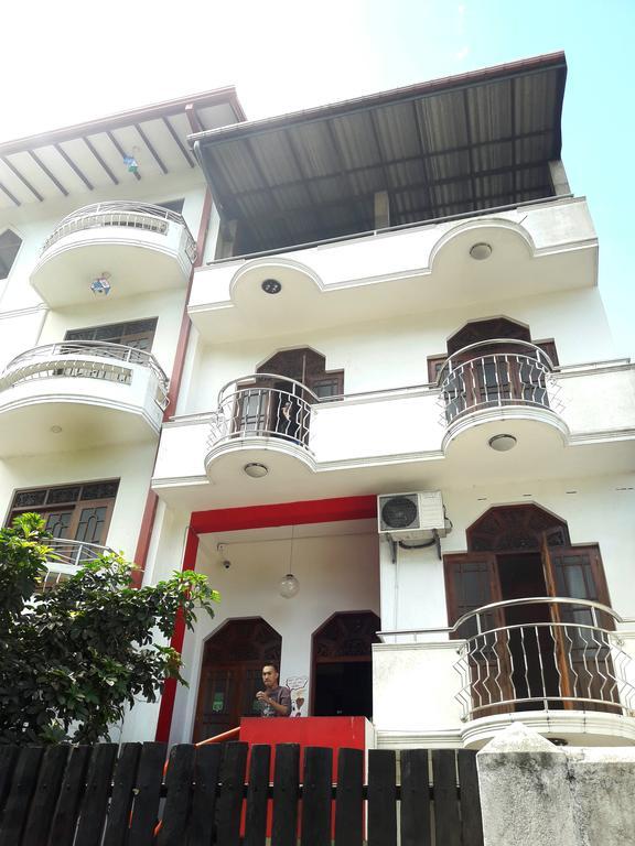 Kandy Walkers Hostel Tennekumbura Dış mekan fotoğraf