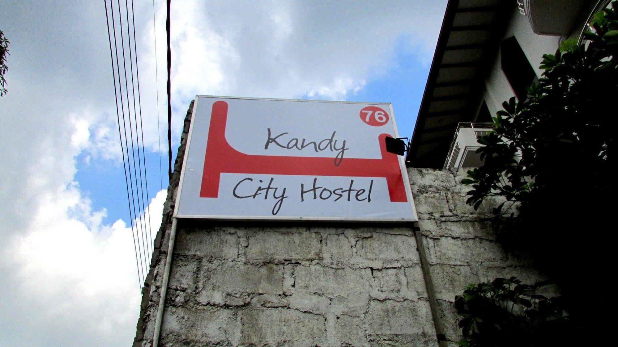 Kandy Walkers Hostel Tennekumbura Dış mekan fotoğraf