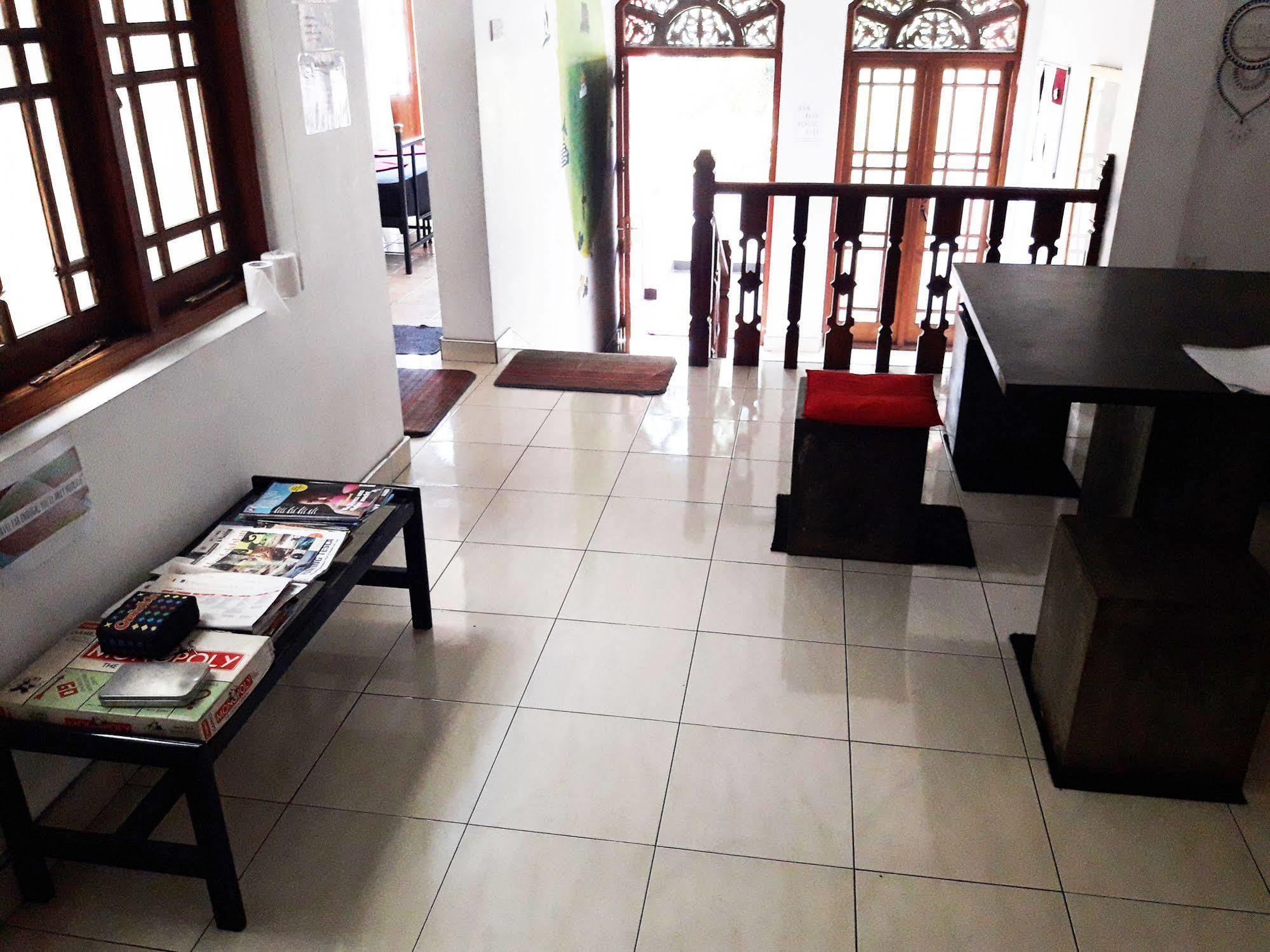 Kandy Walkers Hostel Tennekumbura Dış mekan fotoğraf