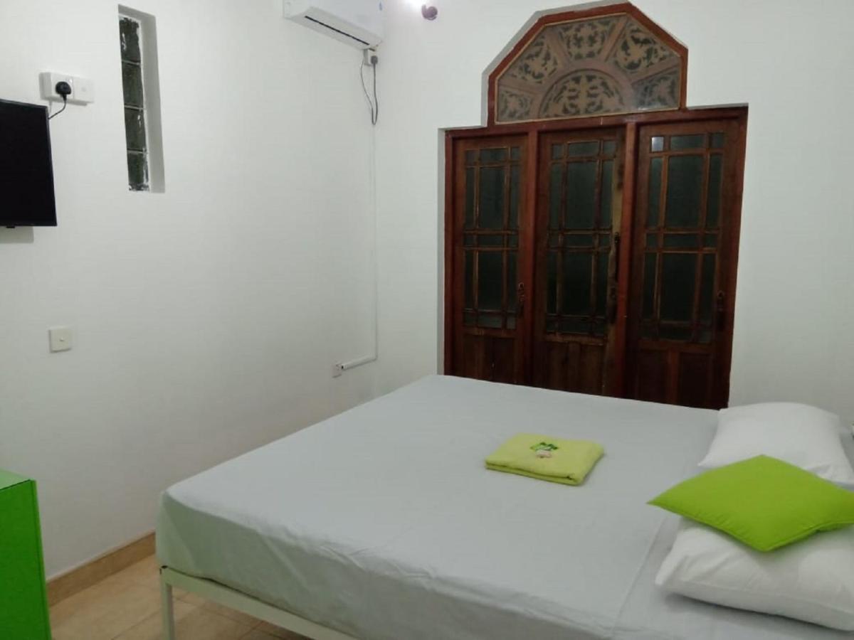 Kandy Walkers Hostel Tennekumbura Dış mekan fotoğraf