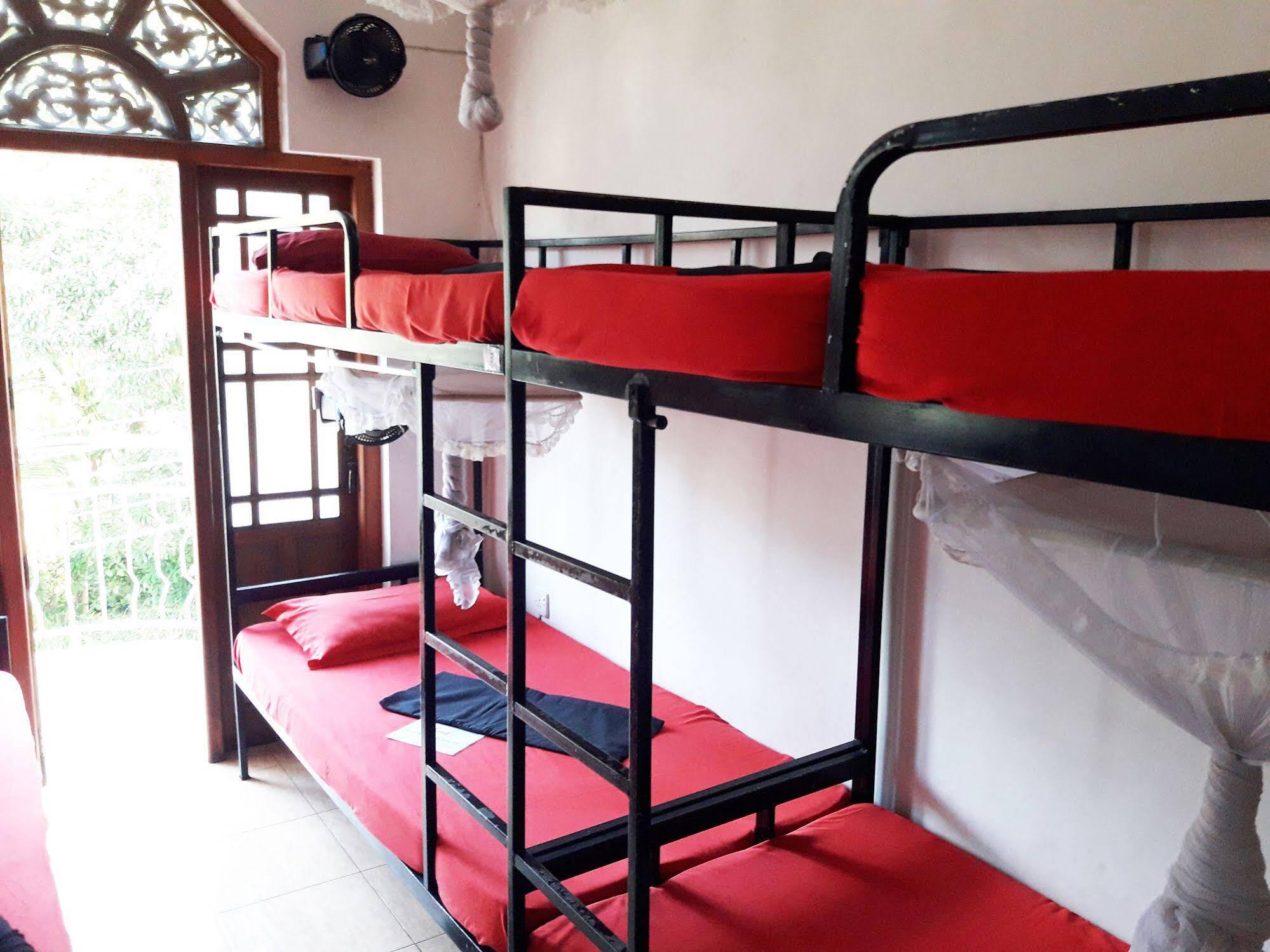 Kandy Walkers Hostel Tennekumbura Dış mekan fotoğraf